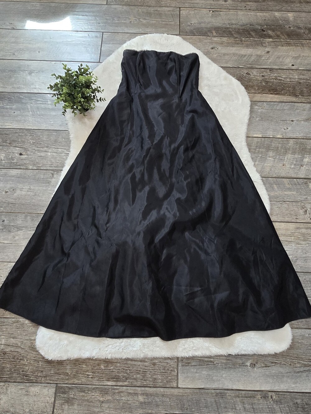 Jessica McClintock for Gunne Sax Black Y2K Rhinestone Strapless A-Line Dress, 13